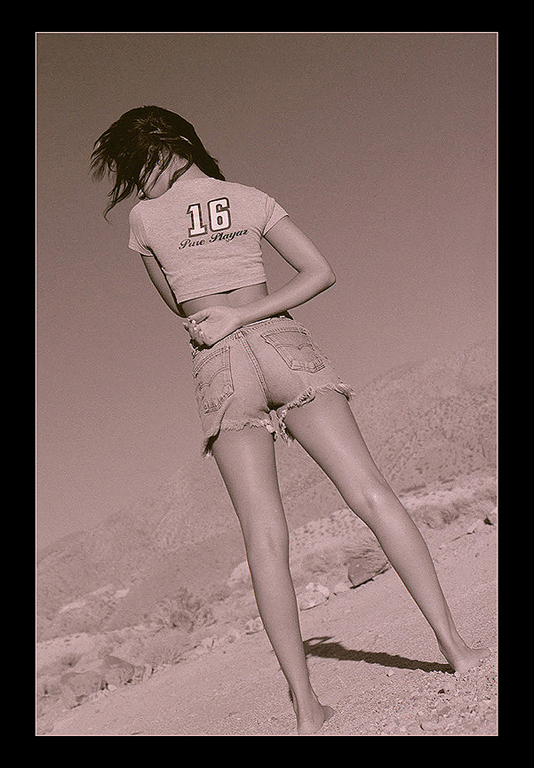 Grayscale, Model Nasdia, Mojave Desert,  High Cascade Studios.